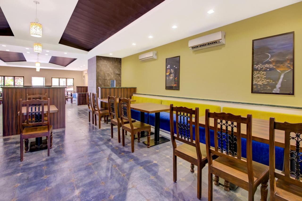 Hotel Club Mahindra Netrang Extérieur photo